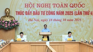 Prime Minsiter Pham Minh Chinh speaks at the event 