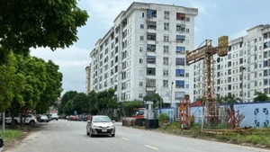 A view of a social housing area in Pho Hien Ward, Hung Yen Province.