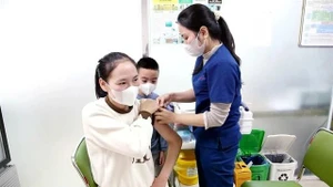 According to the Ministry of Health, once set up, the disease prevention fund will help solve various urgent public health issues. (Photo: suckhoedoisong.vn)
