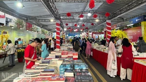 Scene from Ho Chi Minh City’s Tet Book Street Festival 2025. (Photo: Linh Bao)
