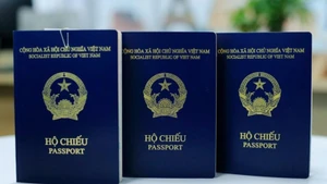 In 2026, Viet Nam’s passport ranked 86th globally, up five places compared with last year’s ranking. (Photo: VNA)