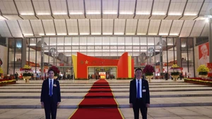 Security personnel are on duty in the main lobby of ​​the National Convention Centre. (Photo: VNA)