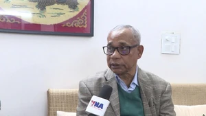 Rup Narayan Das, a former official of India’s Lok Sabha, grants an interview to the Viet Nam News Agency. (Photo: VNA)