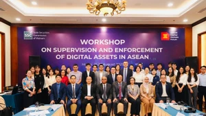 Delegates at the Workshop on the Supervision and Enforcement of Digital Assets in ASEAN, hosted by the State Securities Commission of Viet Nam in Ha Noi in August 2025 (Photo: SCC).