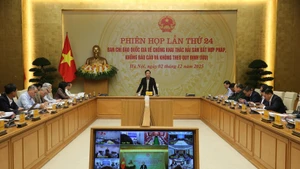 Deputy Prime Minister Tran Hong Ha speaks at he 24th meeting of the National Steering Committee for Combating Illegal, Unreported and Unregulated (IUU) Fishing on November 2, 2025 (Photo: VNA)