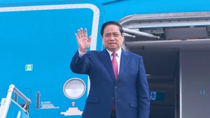 Prime Minister Pham Minh Chinh leaves Ha Noi for Laos on December 2 morning to attend the Viet Nam–Laos Politburos’ meeting and co-chair the 48th session of the Viet Nam–Laos Intergovernmental Committee. (Photo: VNA)