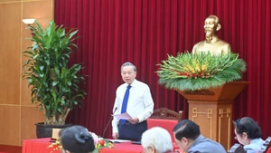 Party General Secretary To Lam speaks at the meeting with the Standing Board of the VAPE Central Committee on September 16, 2025. (Photo: NDO)