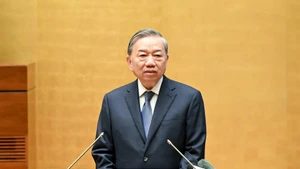 Party General Secretary To Lam speaks at the national conference on the dissemination and implementation of the Politburo resolutions in Ha Noi on September 16. (Photo: NDO)