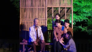 A scene in the play ‘The Story of Tin’s Family’ 