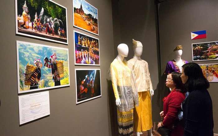 Diverse ASEAN culture reflected in traditional costumes ảnh 3 Diverse ASEAN culture reflected in traditional costumes ảnh 3