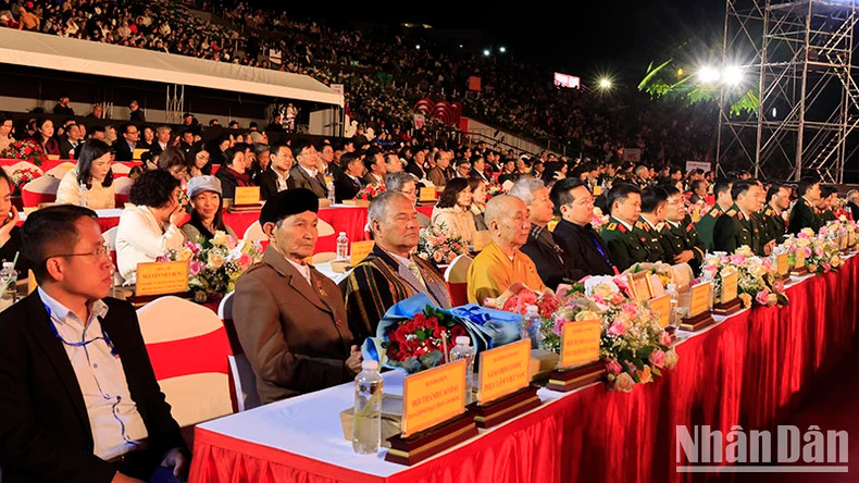 Delegates attended the ceremony marking the 50th anniversary of Lam Dong's Liberation Day. (Photo: NDO) Delegates attended the ceremony marking the 50th anniversary of Lam Dong's Liberation Day. (Photo: NDO)
