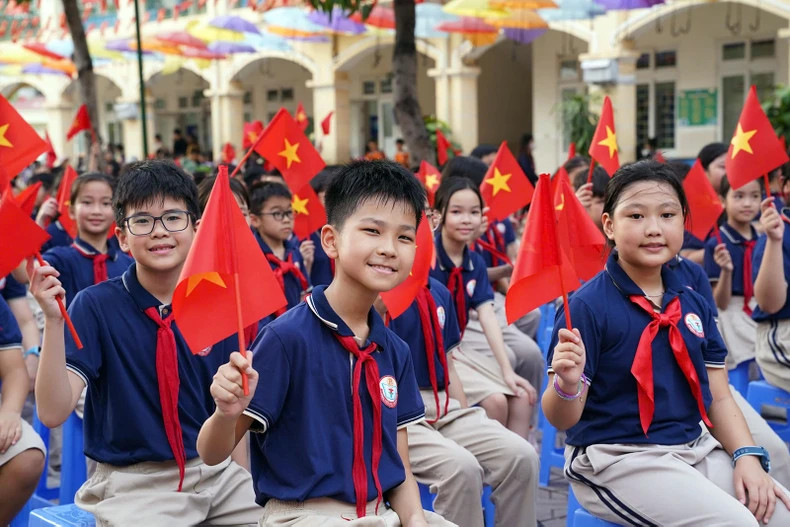 A large number of children attend the contest’s opening ceremony. A large number of children attend the contest’s opening ceremony.