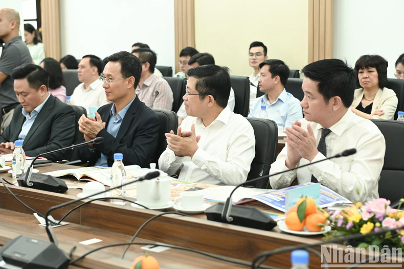 Delegates attend the ceremony.