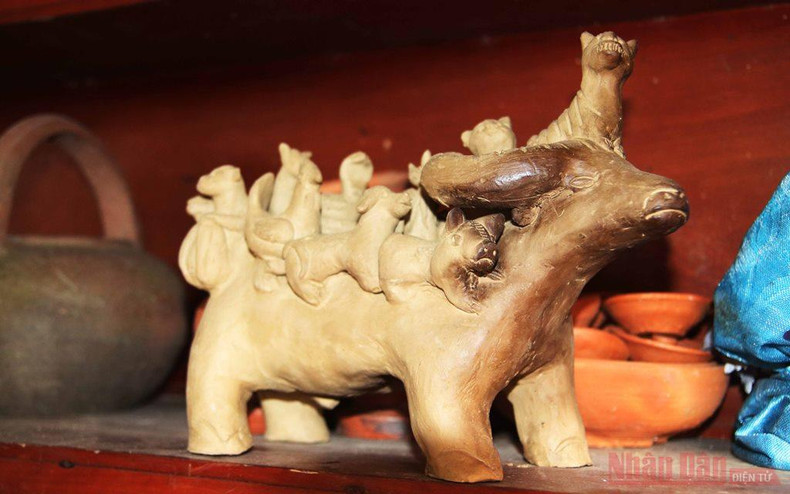 Thanh Ha villagers make clay buffalos in hope for thriving new year ảnh 5 Thanh Ha villagers make clay buffalos in hope for thriving new year ảnh 5