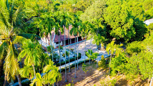 Phuoc Tich village now boasts more than 30 century-old houses (Photo: thuathienhue.gov.vn) Phuoc Tich village now boasts more than 30 century-old houses (Photo: thuathienhue.gov.vn)