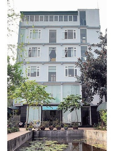 Bao Sinh Dog-Cat Resort is located on Truong Dinh Street, Hanoi. Bao Sinh Dog-Cat Resort is located on Truong Dinh Street, Hanoi.