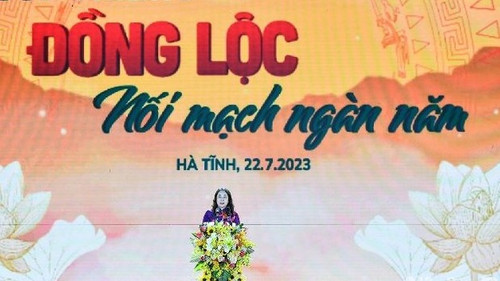 Vice President Vo Thi Anh Xuan addressing the programme