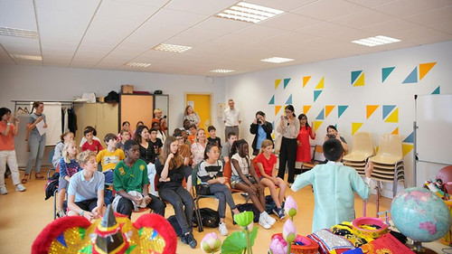 The festival-goers have an opportunity to get a deeper understanding of traditional Vietnamese culture through various activities The festival-goers have an opportunity to get a deeper understanding of traditional Vietnamese culture through various activities