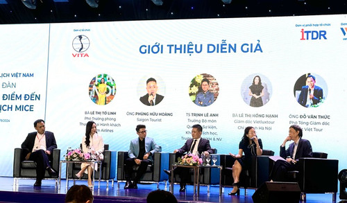 Speakers at the forum entitled ‘Vietnam - Destination of MICE Tourism’, which was recently held in Hanoi within the framework of MICE EXPO 2024 (Photo: VGP) Speakers at the forum entitled ‘Vietnam - Destination of MICE Tourism’, which was recently held in Hanoi within the framework of MICE EXPO 2024 (Photo: VGP)