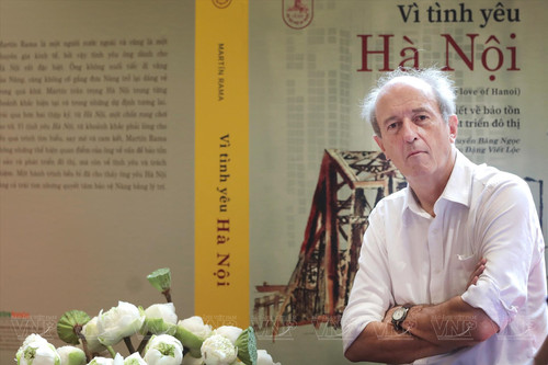 Martin Rama has a special love for Hanoi. (Photo: Vietnam Pictorial)