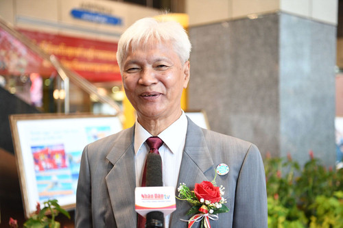 As an expatriate born in Thailand, Thai Manh Hung has complete faith in the Party's wise leadership As an expatriate born in Thailand, Thai Manh Hung has complete faith in the Party's wise leadership