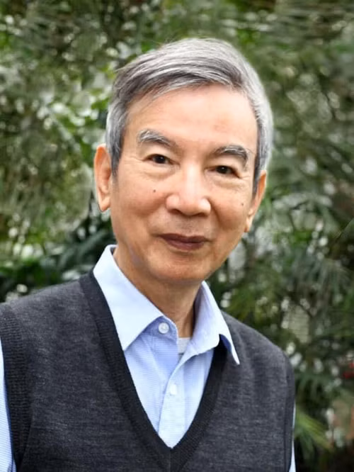 Lecturer-translator Le Duc Man (Photo: giaoduc.net.vn)