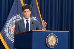 U.S. Federal Reserve Chair Kevin Warsh speaks at a press conference in Washington, D.C., the United States, Oct. 28, 2026. The U.S. Federal Reserve on Wednesday kept its target range for the federal funds rate unchanged at 3.75 to 4 percent, less than a week ahead of the 2026 midterm elections. (Photo: Xinhua)