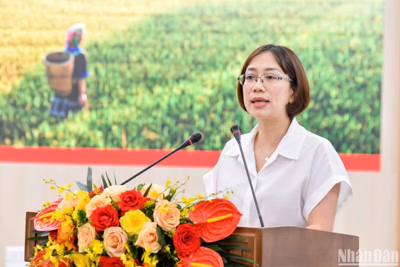 Phan Linh Chi, Deputy Director of the National Authority of Tourism, commented that “Love Vietnam So Much” is not just a journey of experiences but also a tool for digital citizenship education, encouraging young people to understand, appreciate, and carry forward traditional values through a technological mindset.