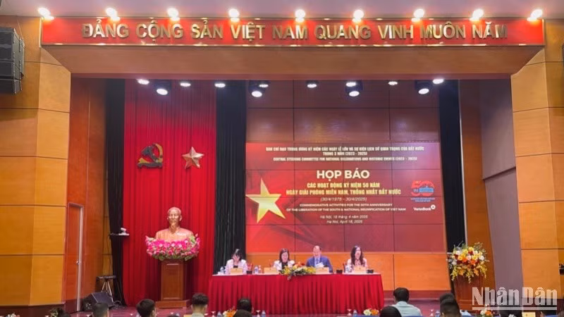 Overview of the press conference.