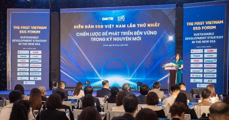 Deputy Minister of Home Affairs Nguyen Thi Ha