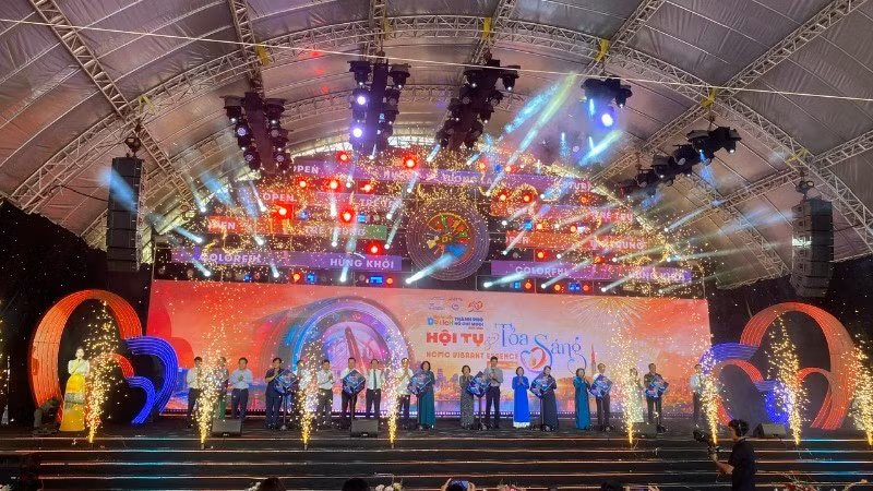 The opening ceremony of the 21st Ho Chi Minh City Tourism Festival