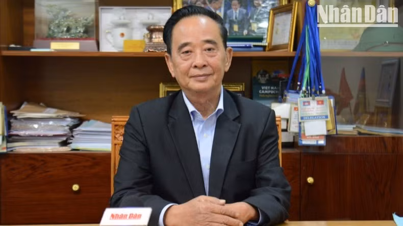 Sim Chy, Chairman of the Khmer-Vietnam Association in Cambodia.