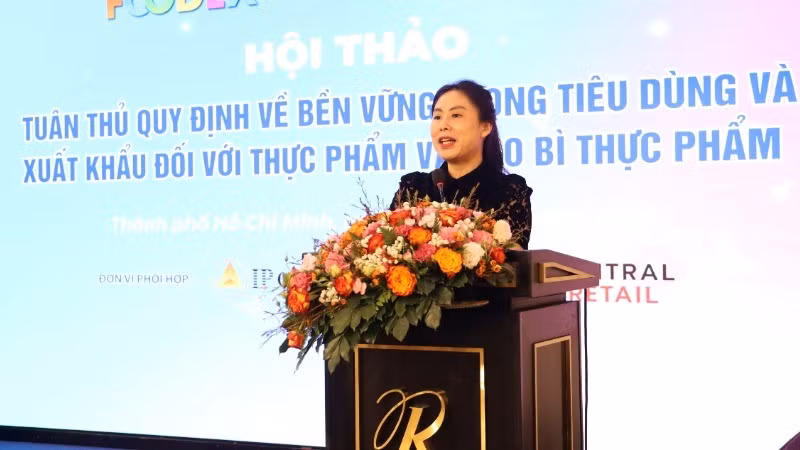 Ho Thi Quyen, IPTC Deputy Director spoke at the event