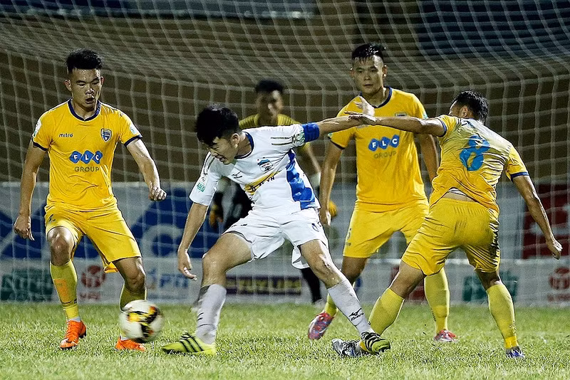 V.League Preview: Thrilling matches expected between frontrunners ảnh 1