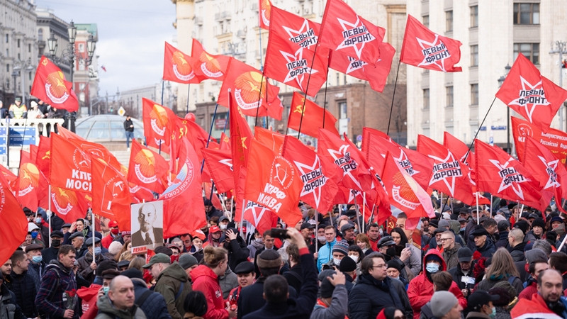 Activities mark 104th anniversary of the Russian October Revolution