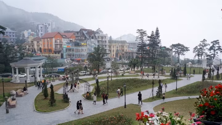 Tam Dao Resort is located in the north of Tam Dao district, Vinh Phuc province and is surrounded by Tam Dao National Park.