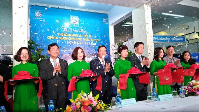 At the opening ceremony of the IT Techmart 2018 (Photo: dantri.com.vn)