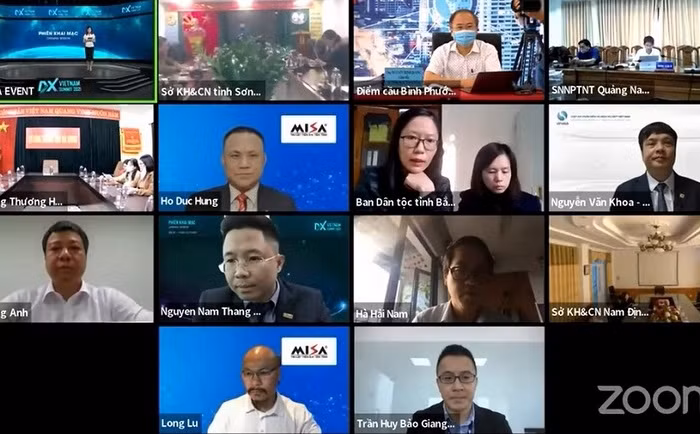 At the event. (Photo via NDO)