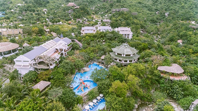 Than Tai Mountain and Hot Spring