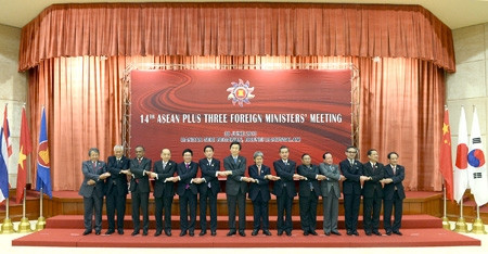 Ministers at the ASEAN+3 meeting (Photo: dangcongsan.vn)