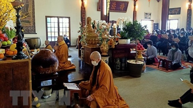 OVs in France pray for peace (Photo: VNA)