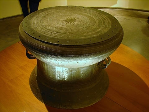 A Dong Son bronze drum (Illustrative image)