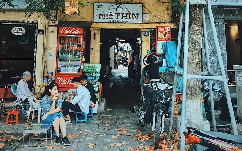 Pho Thin might be one of the most famous places to taste Hanoi’s ‘pho’
