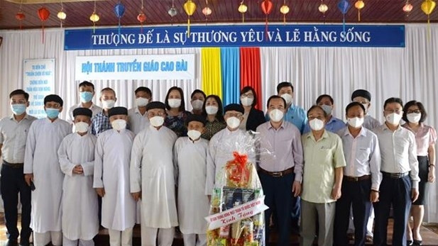 Delegates pose for a group photo (Photo: VNA)