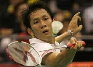Top Vietnamese badminton player Nguyen Tien Minh
