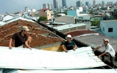 Many classrooms at the Le Thanh Tong secondary school in Da Nang were unroofed