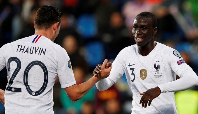 Euro 2020 Qualifier - Group H - Andorra v France - Estadi Nacional, Andorra La Vella, Andorra - June 11, 2019 France's Florian Thauvin celebrates scoring their third goal with Ferland Mendy. (Reuters)
