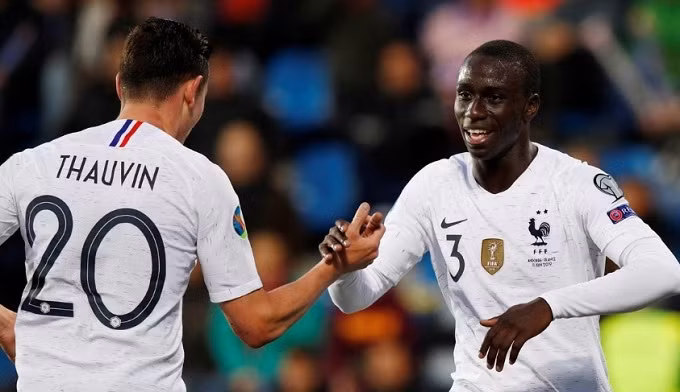 Euro 2020 Qualifier - Group H - Andorra v France - Estadi Nacional, Andorra La Vella, Andorra - June 11, 2019 France's Florian Thauvin celebrates scoring their third goal with Ferland Mendy. (Reuters)