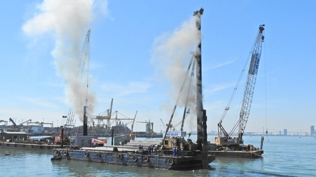 The second phase of a project expanding Tien Sa Port is expected to be completed by June, 2018. 