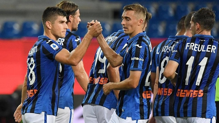 Serie A - Parma v Atalanta - Stadio Ennio Tardini, Parma, Italy - July 28, 2020 Atalanta's Ruslan Malinovskyi celebrates scoring their first goal with teammates, as play resumes behind closed doors following the outbreak of the coronavirus disease. (Photo: Reuters)